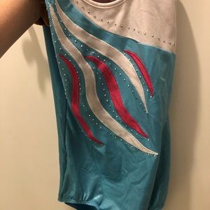 Like new shimmery gymnastics leotard 7/8